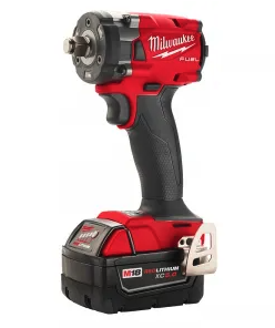 LLAVE IMPACTO COMPACTA 1/2 339Nm 18V FUEL 2 BATERIA 5.0Ah MILWAUKEE (2855-259)